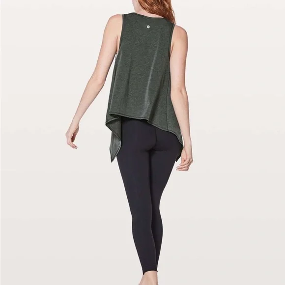 Lululemon Watch Me Flip Tank-Heathered Black - Picture 2 of 8